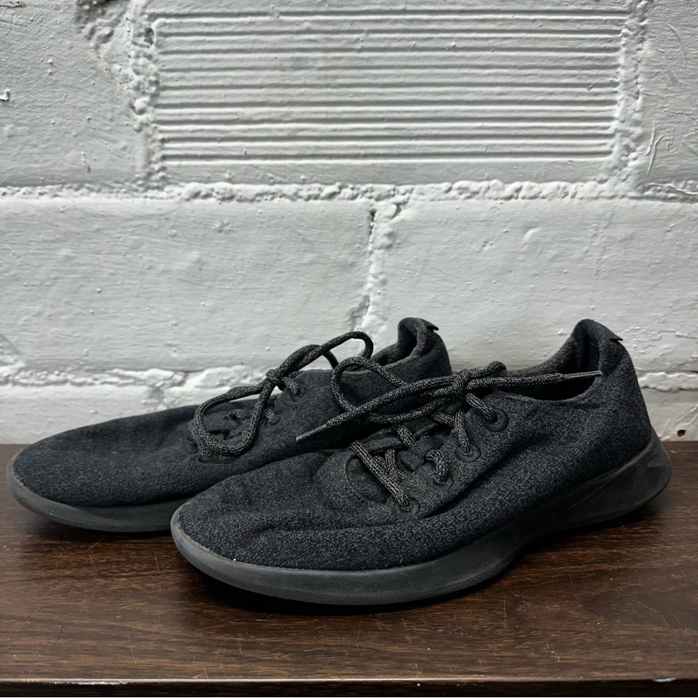 Allbird's Men's Charcoal Wool Sneakers Size 10